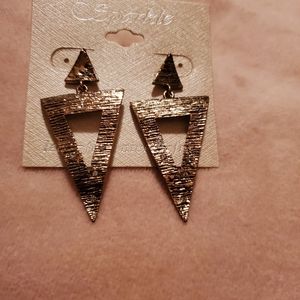 Copper/gold and black post earrings!!